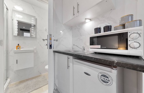 Penge Apartamento | Beautiful Serviced Room Crystal Palace London Se20