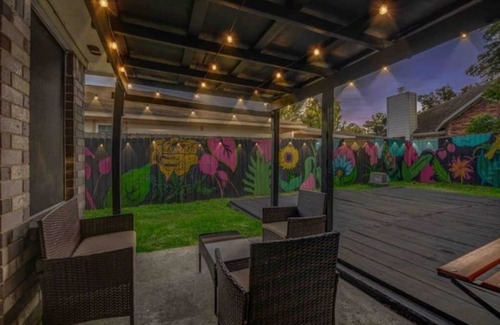 Mission Glen Estates Casa | Beautiful Silver Spring Home in Houston Southwest