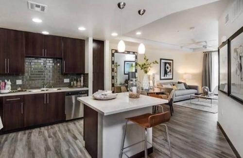 Melrose Apartamento | Beautiful Single BR Apt in West Hollywood