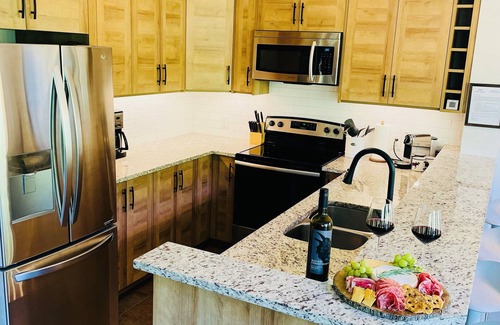 East Kootenay Casa | Beautiful Ski In/Out Riverside Retreat at the Base of Panorama ♥️♥️