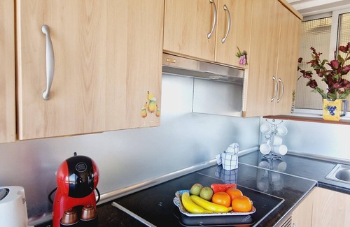 Las Galletas Apartamento | Beautiful Small Studio on Rooftop, Ocean View