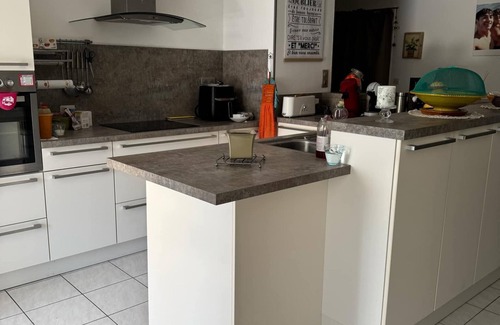 Les Sablettes Apartamento | Beautiful apartment terrace rdj 800m beach take your meals outside, quiet comfort