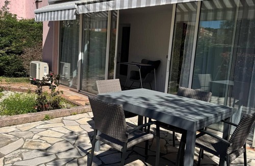 Les Sablettes Apartamento | Beautiful apartment terrace rdj 800m beach take your meals outside, quiet comfort
