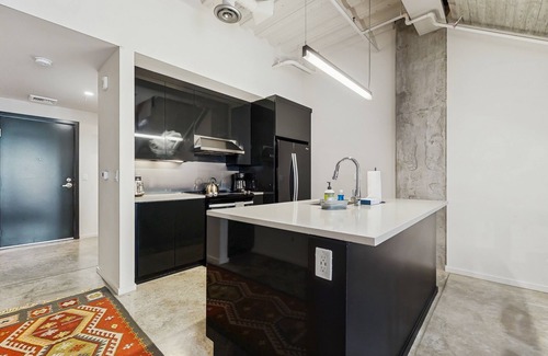 Nob Hill Casa | Hermoso espacio con patio y ubicación central: �����camine a absolutamente todo!
