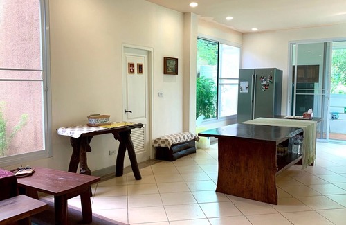 Nong Nam Daeng Villa | Hermosa, espaciosa y acogedora villa con piscina residencia