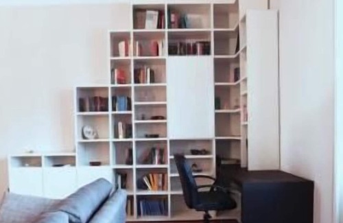 Milan Apartamento | Hermoso y espacioso 1 BR en Forze Armate