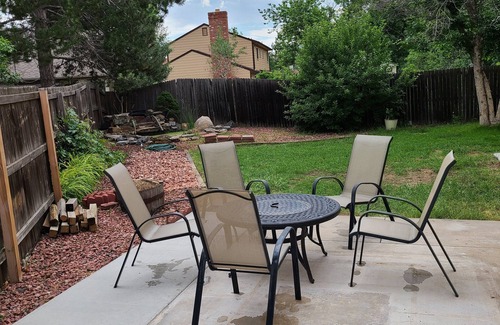 Aurora Casa | Beautiful, spacious 3-bedroom house