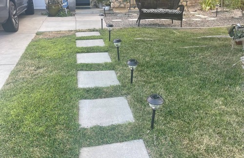Palmdale Casa | Beautiful & Spacious 4 bedroom 3 full bath home, located in Palmdale, CA