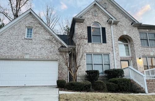 Cliftondale Casa | Beautiful Spacious ATL Home Family Friendly
