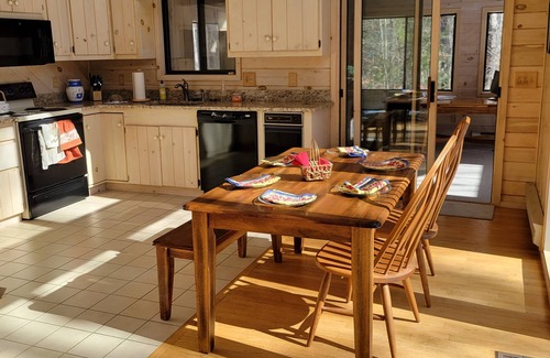 Sherwood Forest Casa | Beautiful Spacious Berkshire A-Frame Mountain House