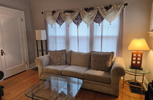 Midtown Casa | Beautiful Spacious Home - Near Charles Schwab Field- CWS, CHI Arena, Downtown