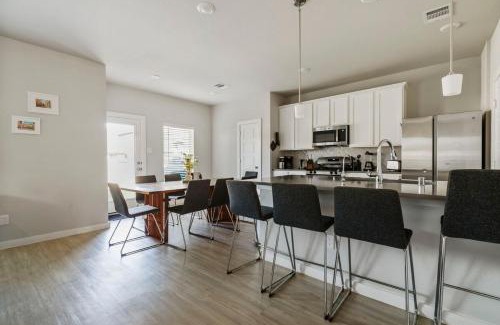 Conroe Casa | Beautiful spacious house with great location!