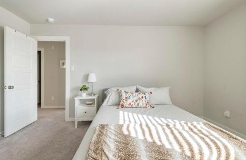 Conroe Casa | Beautiful spacious house with great location!