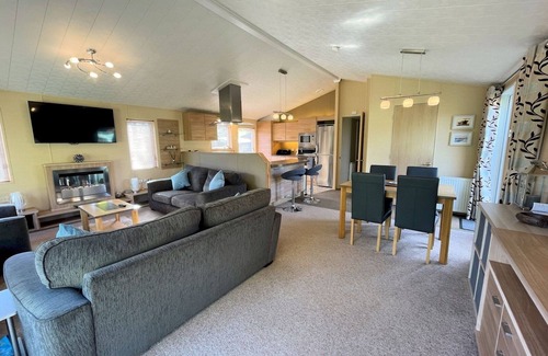 Rockcliffe Casa | Beautiful Spacious Lodge in Kippford Country Park | Pass the Keys