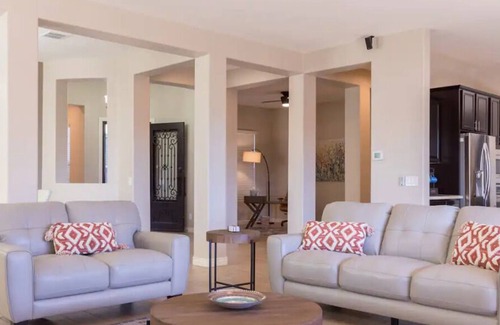 Surprise Farms Casa | Beautiful Spacious Oasis w/ Pool and BBQ