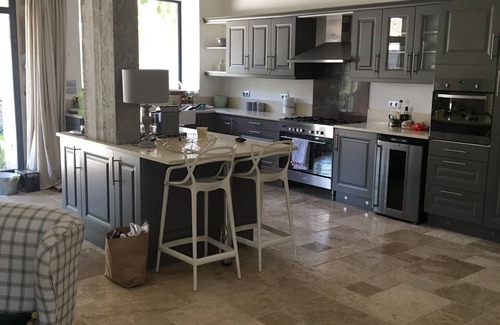 Laurens Casa | Hermosa y espaciosa viticultores tradicionales de piedra casa + piscina, 4 camas, 3 baños