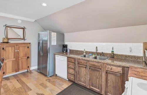 Lexington Casa | Lake Murray Paradise ~ Lake Front Upstairs Home w / Peninsula Lake Views!