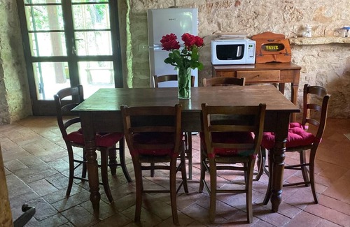 Casaprota Villa | Hermosa villa de piedra en las colinas