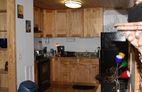 North Charleston Apartamento | HERMOSO ESTUDIO DEL NORTE DE CHARLESTON, ¡GRAN PRECIO! NO ES UNA UNIDAD COMPARTIDA. MUY PRIVADO