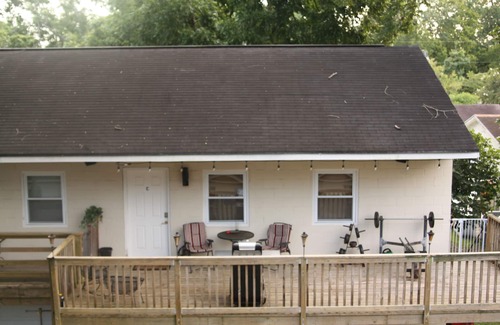 North Charleston Apartamento | HERMOSO ESTUDIO DEL NORTE DE CHARLESTON, ¡GRAN PRECIO! NO ES UNA UNIDAD COMPARTIDA. MUY PRIVADO