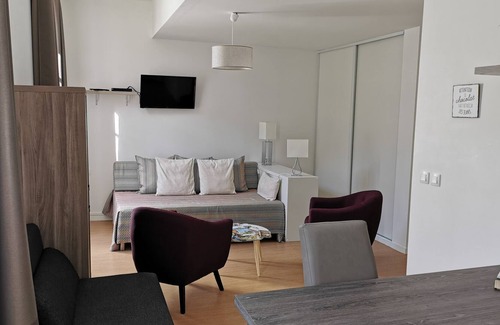 Aulus-les-Bains Apartamento | Bonito estudio n ° 204, recuperado y de pie en la residencia del gran hotel.