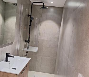 Scheepvaartkwartier Apartamento | Beautiful studio 14F in chic neighborhood in center