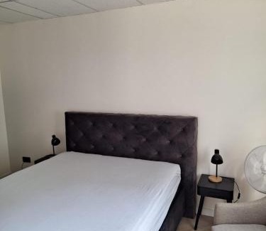 Scheepvaartkwartier Apartamento | Beautiful studio 14F in chic neighborhood in center