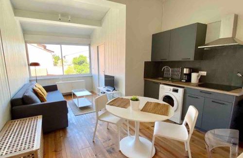 Talence Apartamento | Beautiful studio 200 from tram B