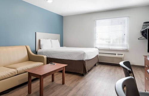 Azalea Park Apartamento | Beautiful Studio apartment (420692) by Houzlet