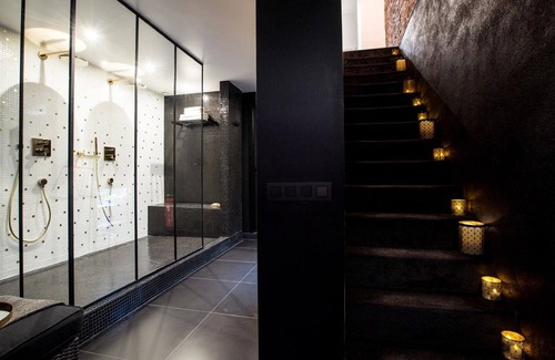 Quartier des Quais - Kaaienwijk Apartamento | Beautiful Studio in the Center Town with Jacuzzi