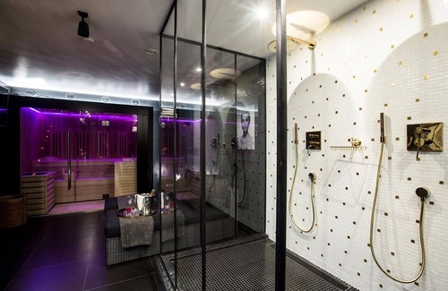 Quartier des Quais - Kaaienwijk Apartamento | Beautiful Studio in the Center Town with Jacuzzi