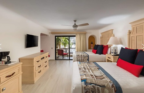 Centro Complejo | Beautiful Studio at the Marina in Cabo San Lucas