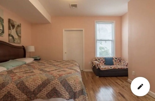 Newark Apartamento | Beautiful studio on Crawford #4
