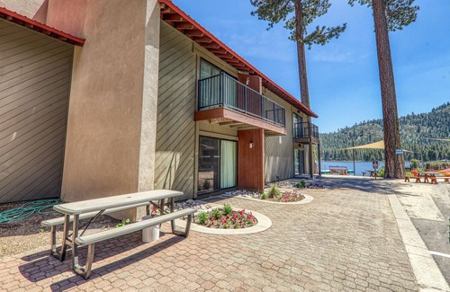 Truckee Apartamento | Beautiful Studio W/Kitchenette #134 at Donner Lake Village