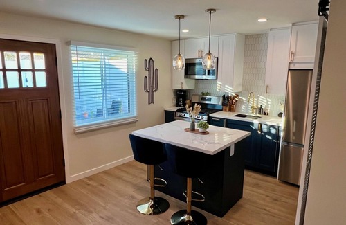 Valley Glen Apartamento | Beautiful Studio with Private Patio