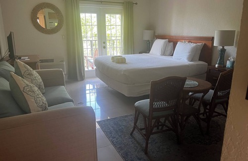 St. Petersburg - Clearwater Complejo | Beautiful Studio with Ocean View!