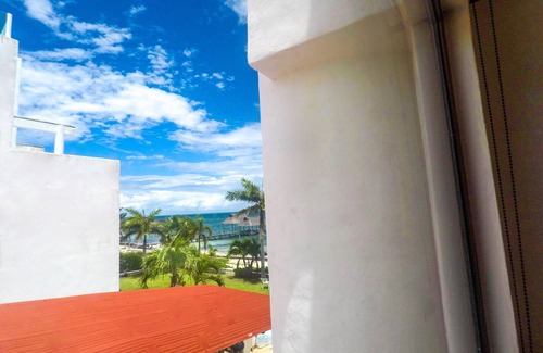 Puerto Juárez Apartamento | Hermosa Suite doble frente a la playa