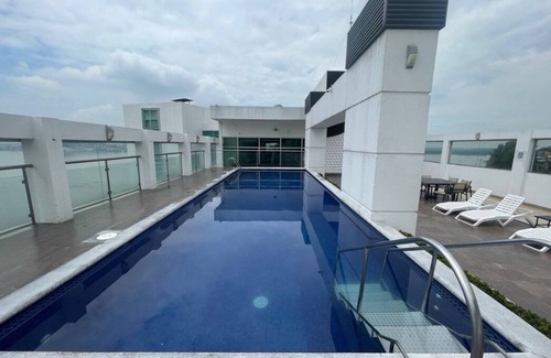 Guayaquil Apartamento | Hermosa Suite vista al río En puerto Santa Ana
