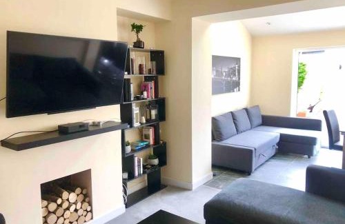 Eltham South Casa | Beautiful Summer House London V173