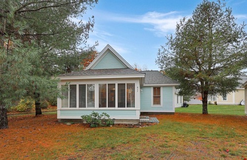 Summer Village Cabaña | Beautiful Summer village cottage close to the Ocean!