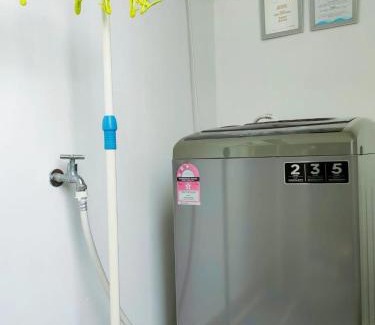 Taman Bukit Mewah Apartamento | Beautiful sunset beside Paradigm Mall 14 pax