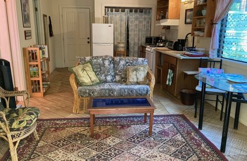 Keaau Apartamento | Hermosos alrededores- Privado Lanai- Cerca del océano