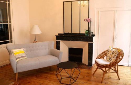 Saint-Georges Apartamento | Beautiful T3 Apt in historical Toulouse city centre