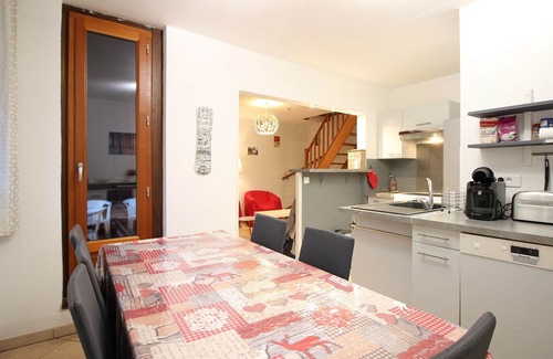 Mont-Dore Apartamento | Hermoso Dúplex T3 con Balcón, Wifi y Aparcamiento a 300m del Centro