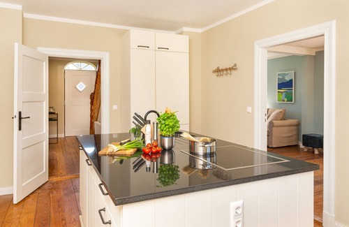 Nebel Casa | Beautiful thatched roof house in Nebel, wonderful location!