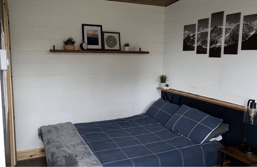 Shawnigan Lake Apartamento | Beautiful tiny home nestled in shawnigan lake