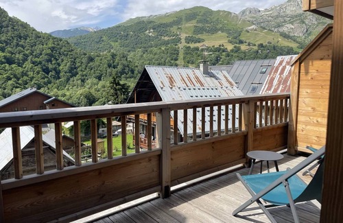 Saint-Sorlin-d'Arves Apartamento | Beautiful top of the range 4-person flat in the heart of the village