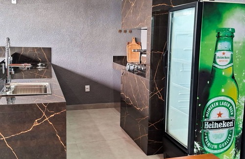 Muquem Casa | Beautiful Townhouse with 3 suites, Pool and Garage for 4 Cars