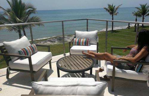 Rio Mar Villa | Hermosa casa de pueblo en condominio de playa con piscina