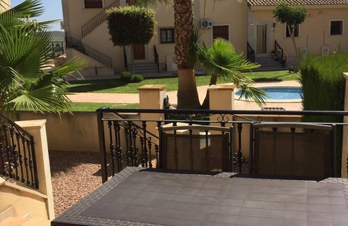 Algorfa Casa | Precioso adosado en La Finca Golf, con Wifi y aire acondicionado con vistas a la piscina.
